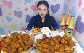 网红吃鸡腿,美味诱惑引发网友热议