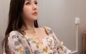 17岁小姐姐洗澡,青春的清新与美好